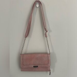 Nicole Miller  Ivory Crossbody bag Snap closure adjustable strap lots of pockets